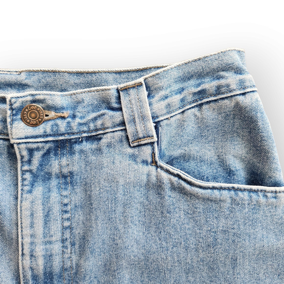 Lee Vintage Light Wash High Rise Mom Jeans 10 - Picture 2 of 10